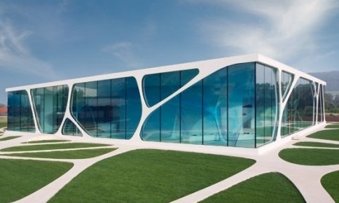 Alibaba group and the negotiations between the internal change and rupture