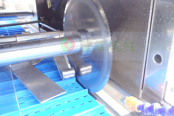 切魚(yú)頭魚(yú)尾機(jī)