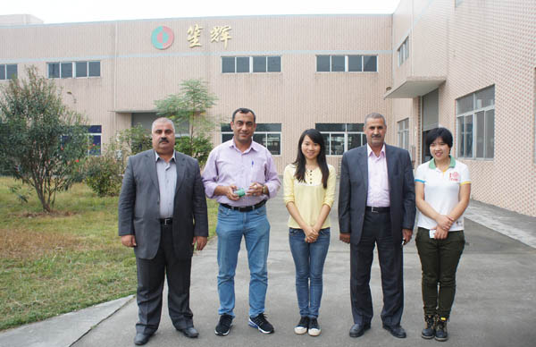 我公司為迪拜客戶提供一系列肉類、蔬菜加工設(shè)備