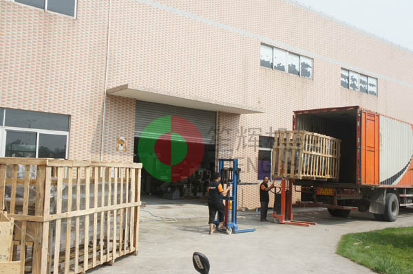 上海HX公司訂購渦流洗菜機(jī)生產(chǎn)線