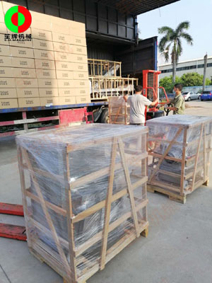 越南經(jīng)銷客戶再次訂購大批魚蝦采肉機(jī)!