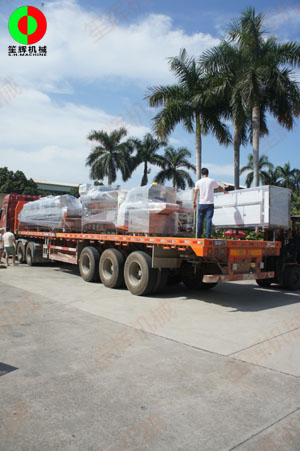 廣西某新建大型食品加工配送中心訂購的大批設(shè)備準備裝車駐場！