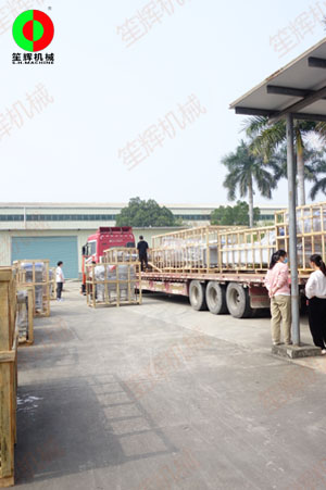 蔬果無損清洗線和渦流洗菜機及氣泡洗菜機等大批加工機設(shè)備交付客戶！